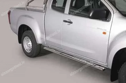 MISUTONIDA OVAL SIDE BARS WITH INTEGRATED PLASTIC FOOTSTEPS ISUZU D-Max