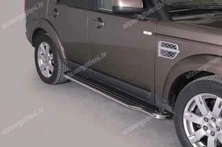 MISUTONIDA SĀNU SLIEKŠŅI AR PLATFORMU LAND ROVER Discovery