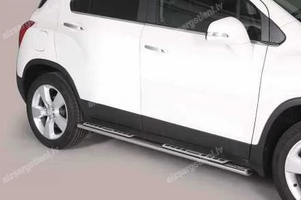 MISUTONIDA OVAL SIDE BARS WITH INTEGRATED PLASTIC FOOTSTEPS CHEVROLET Trax