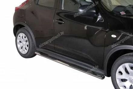 MISUTONIDA OVAL SIDE BARS WITH PLASTIC FOOTSTEPS NISSAN Juke